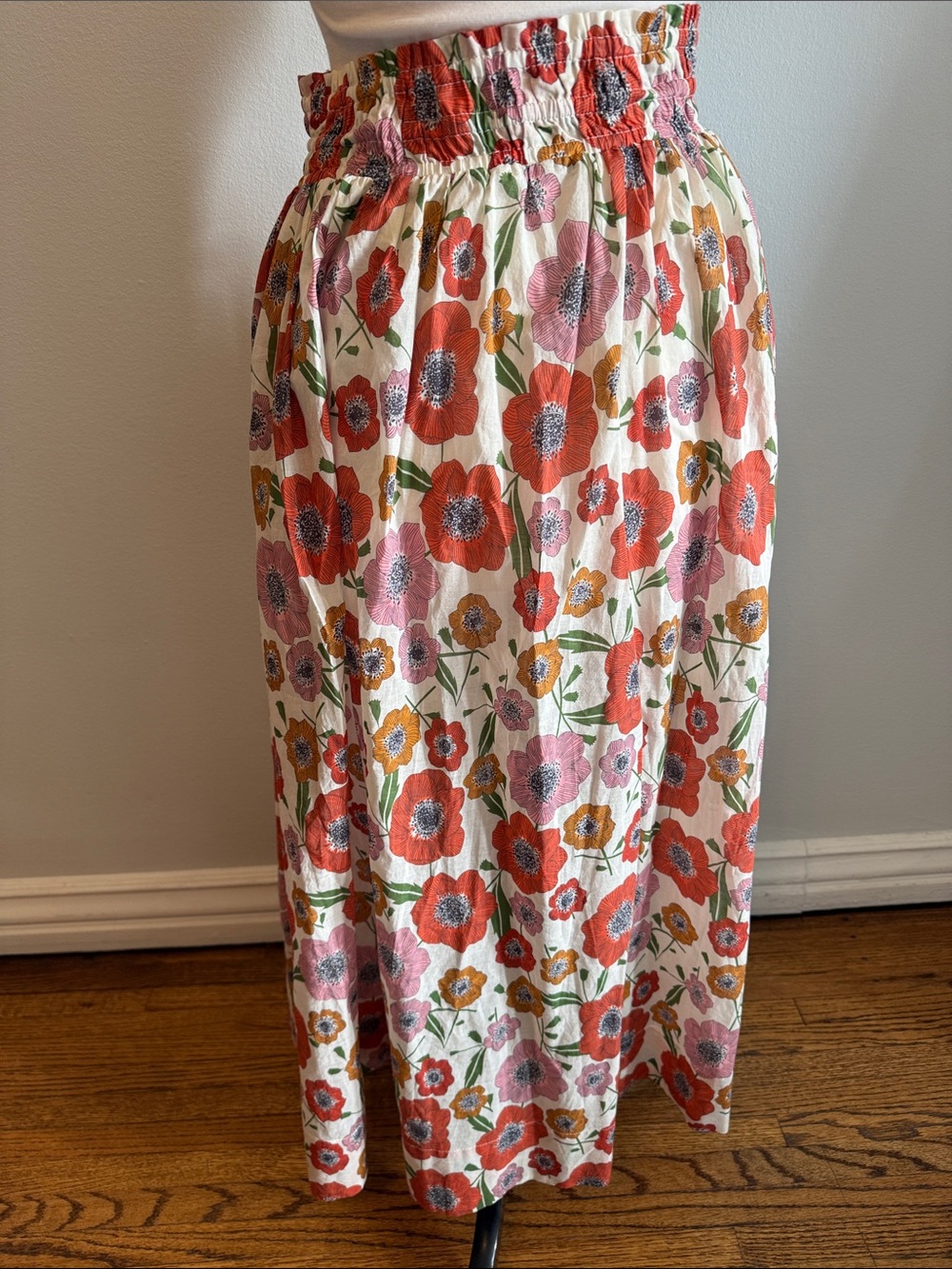 TROVATA Bianca Skirt in Poppy Costa - Picture 5 of 5